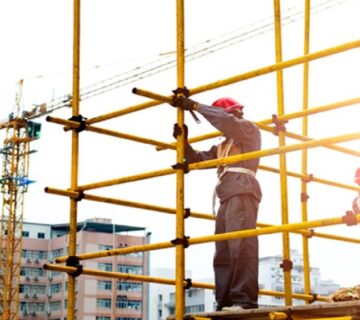 شغل داربست‌بندی فلزی