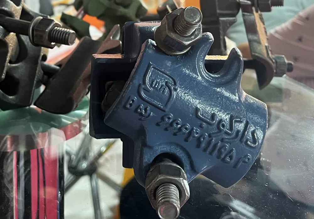 تولید بست چهار پیچ داربست